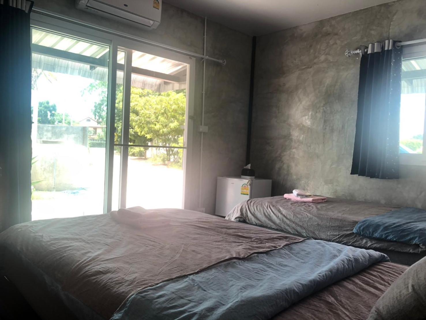 Solarcell Private Homestay - โซล่าเซลล์ไพรเวทโฮมสเตย์ Uthai Thani Zewnętrze zdjęcie